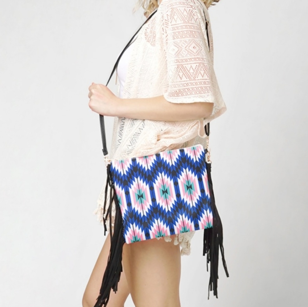Aztec Print Tassel Wristlet Clutch / Crossbody Bag. - Picture 2 of 2
